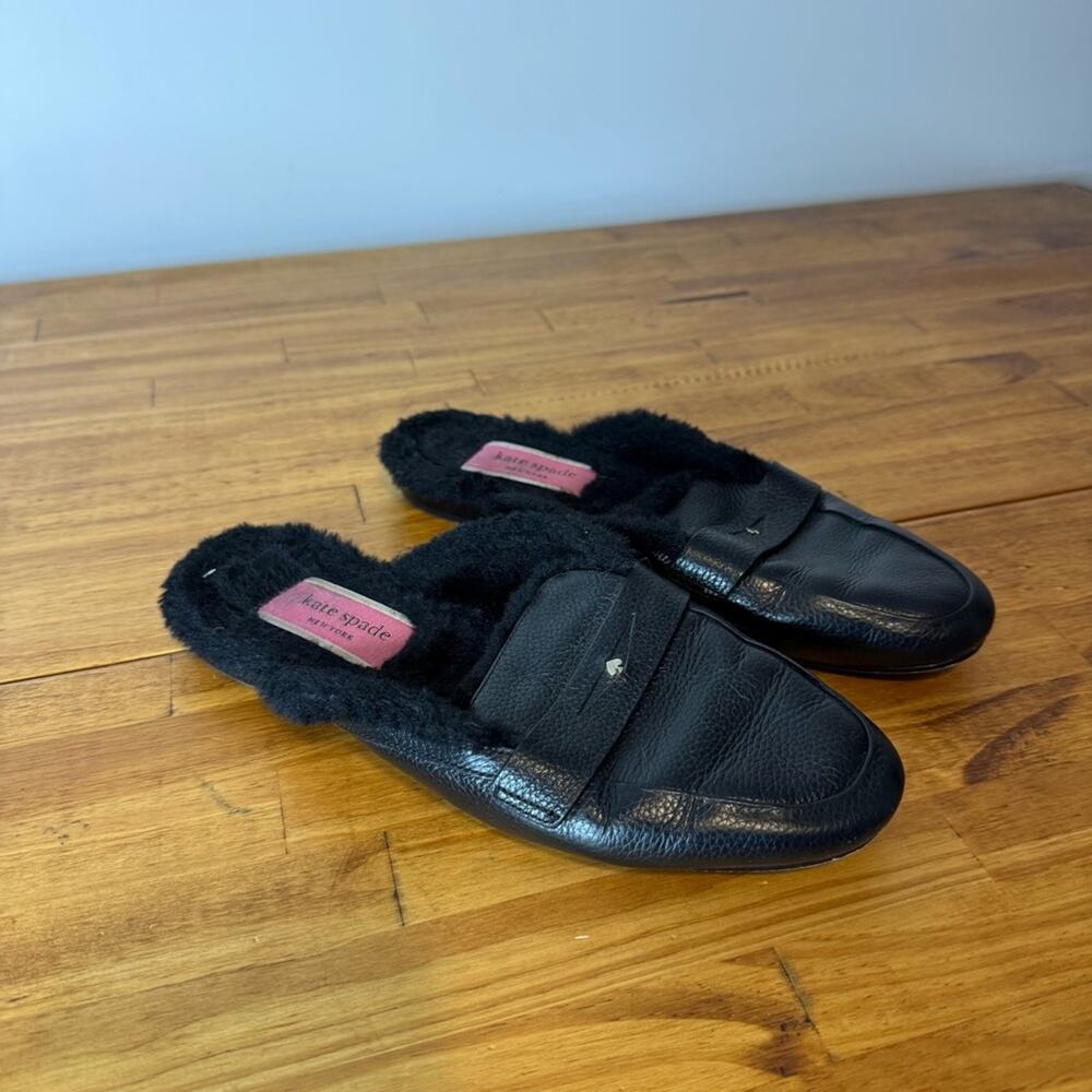 Kate Spade Caelyn Black Leather Faux Fur Lined Slip On Mules Flats Size 7.5 - Picture 2 of 7